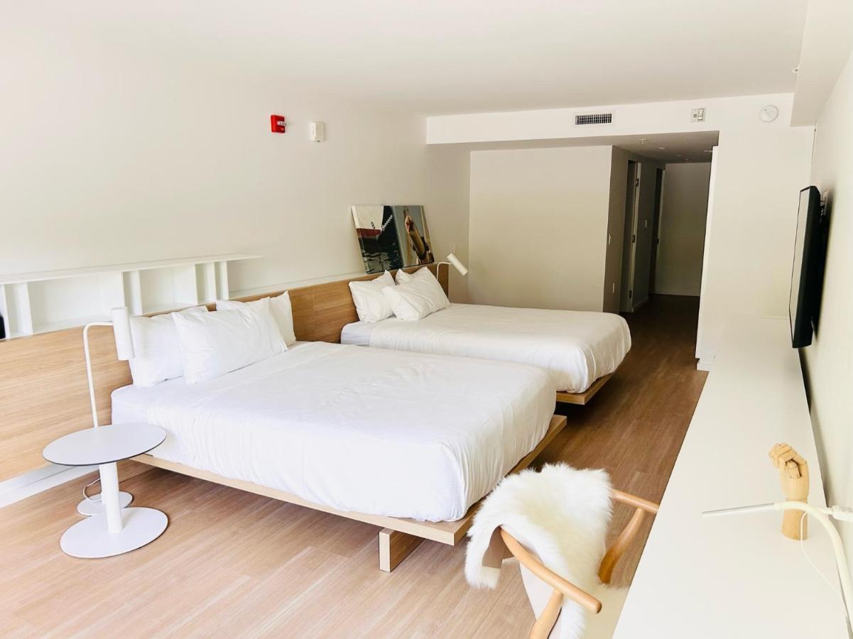 Beach Haus Bal Harbour Room photo