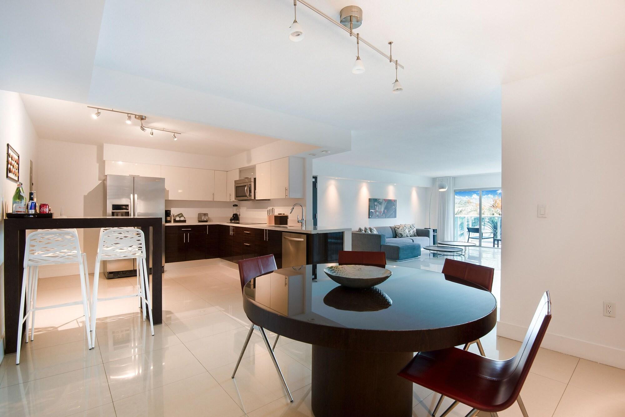 Beach Haus Bal Harbour Exterior photo