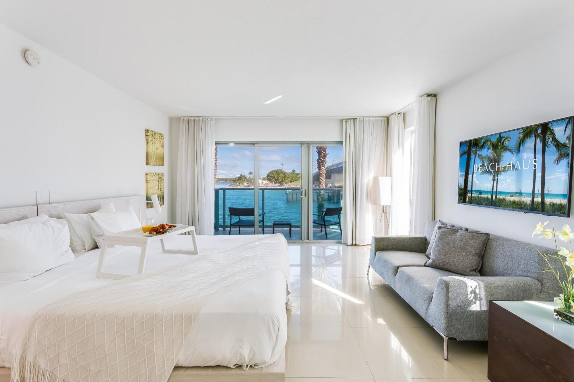 Beach Haus Bal Harbour Room photo
