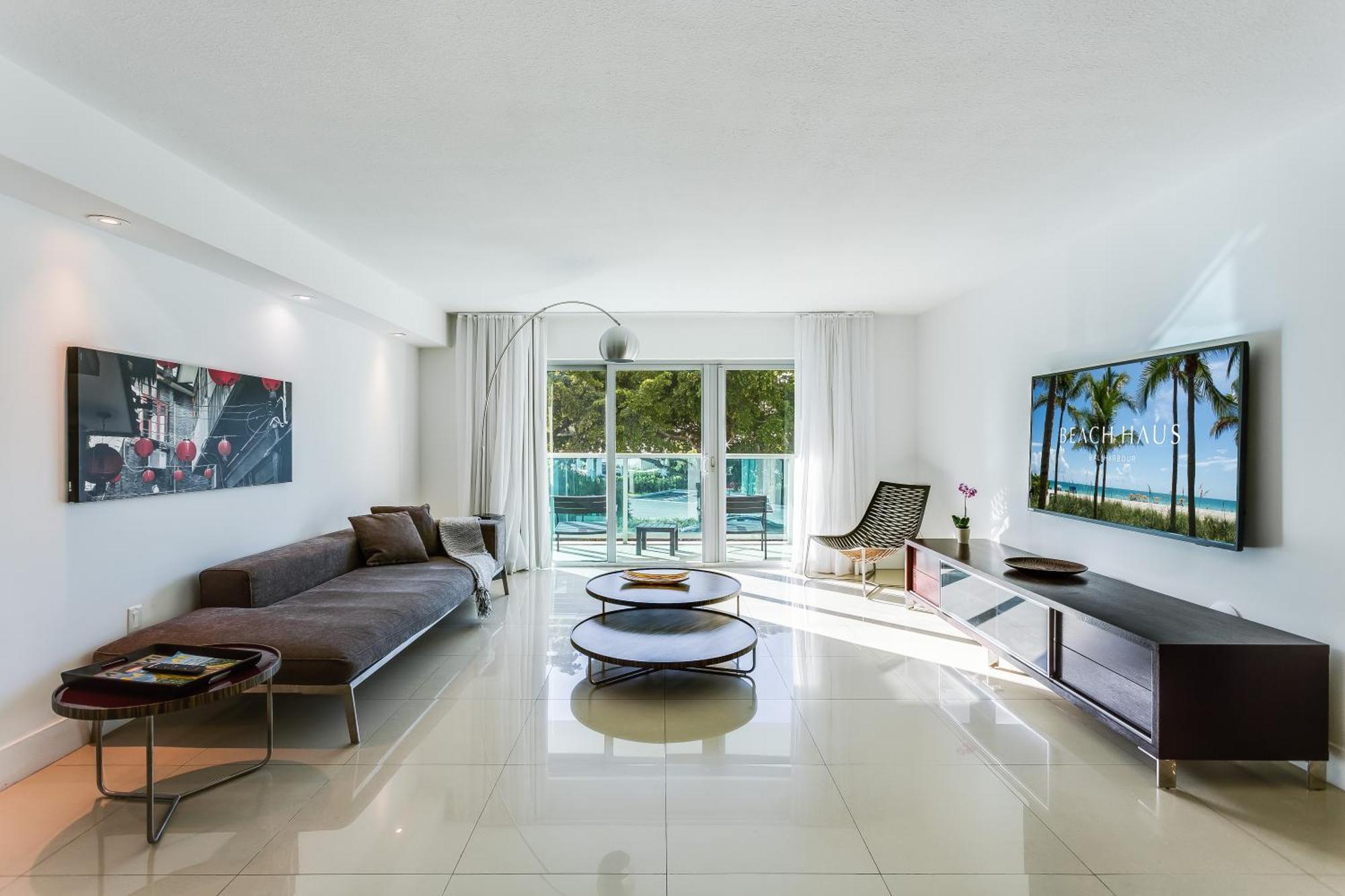 Beach Haus Bal Harbour Room photo