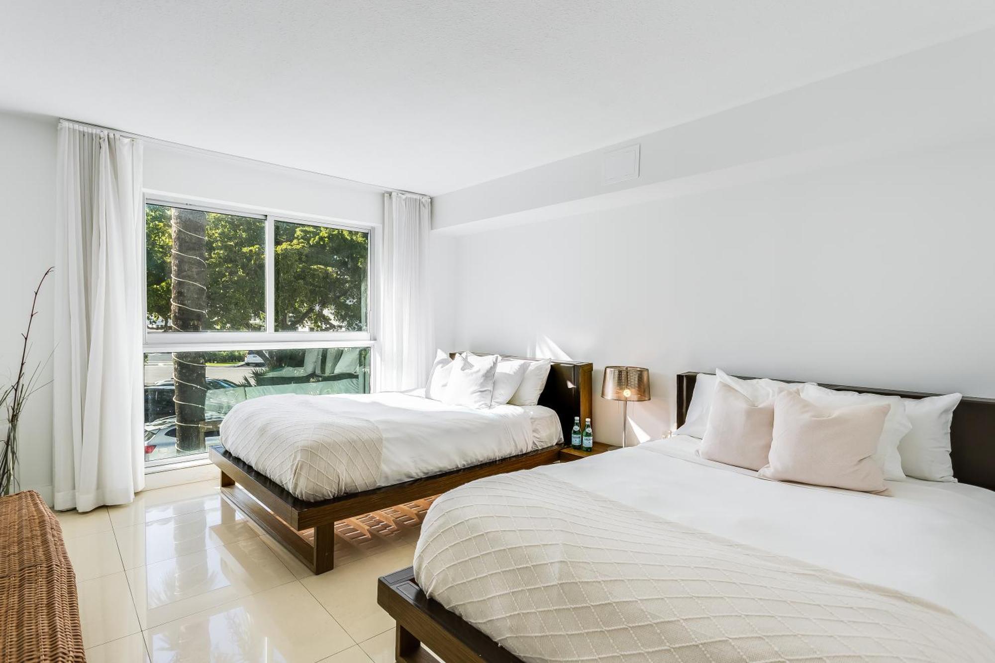Beach Haus Bal Harbour Room photo