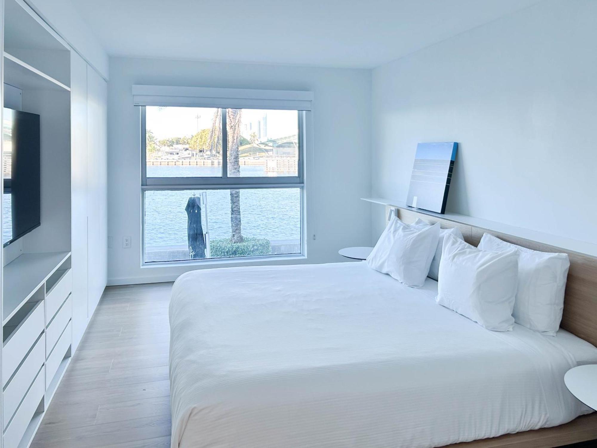 Beach Haus Bal Harbour Room photo