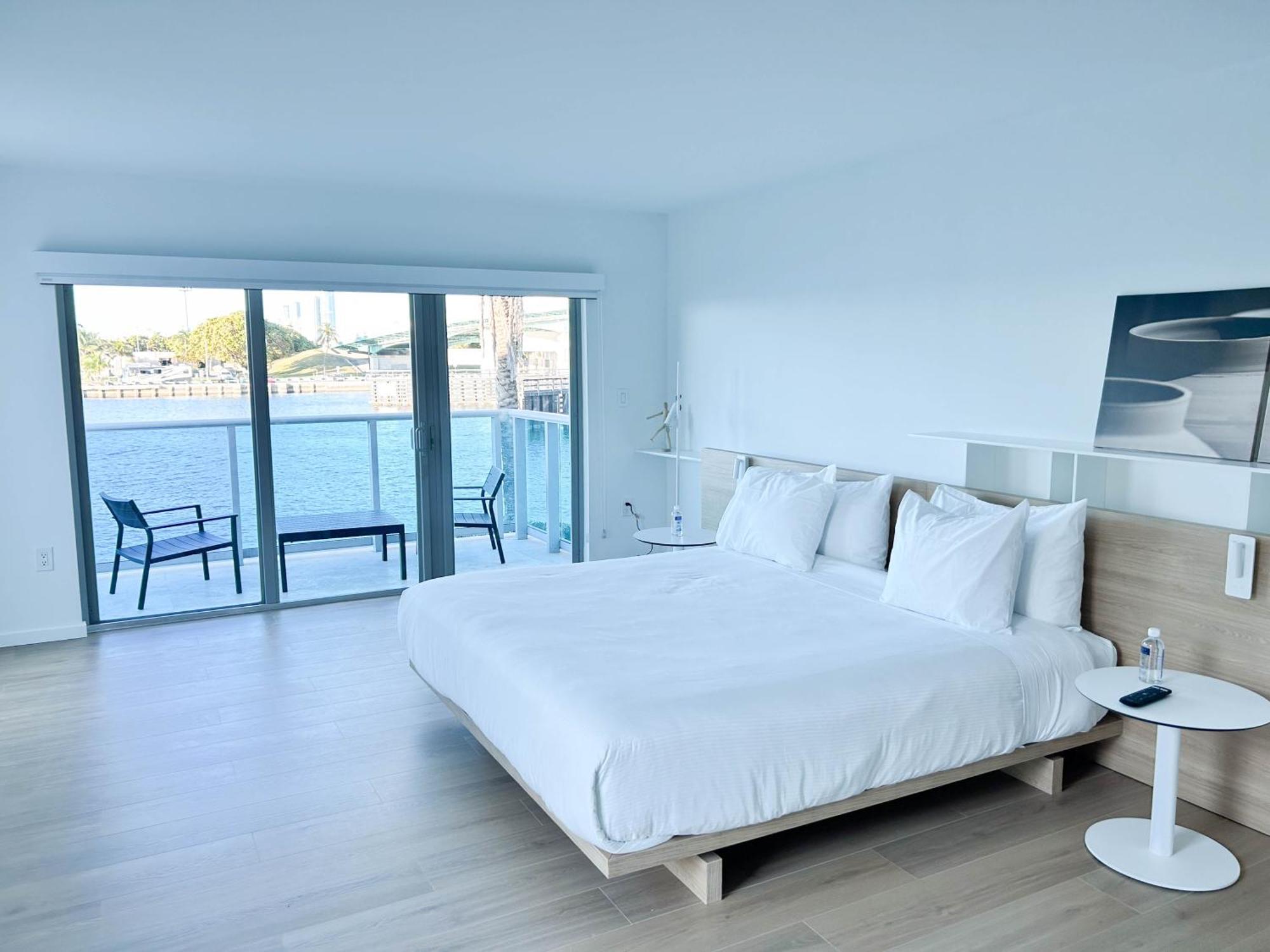 Beach Haus Bal Harbour Room photo